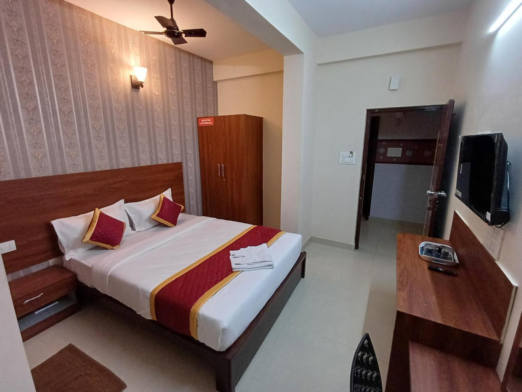 Hotel D3 Inn Бангалор Экстерьер фото