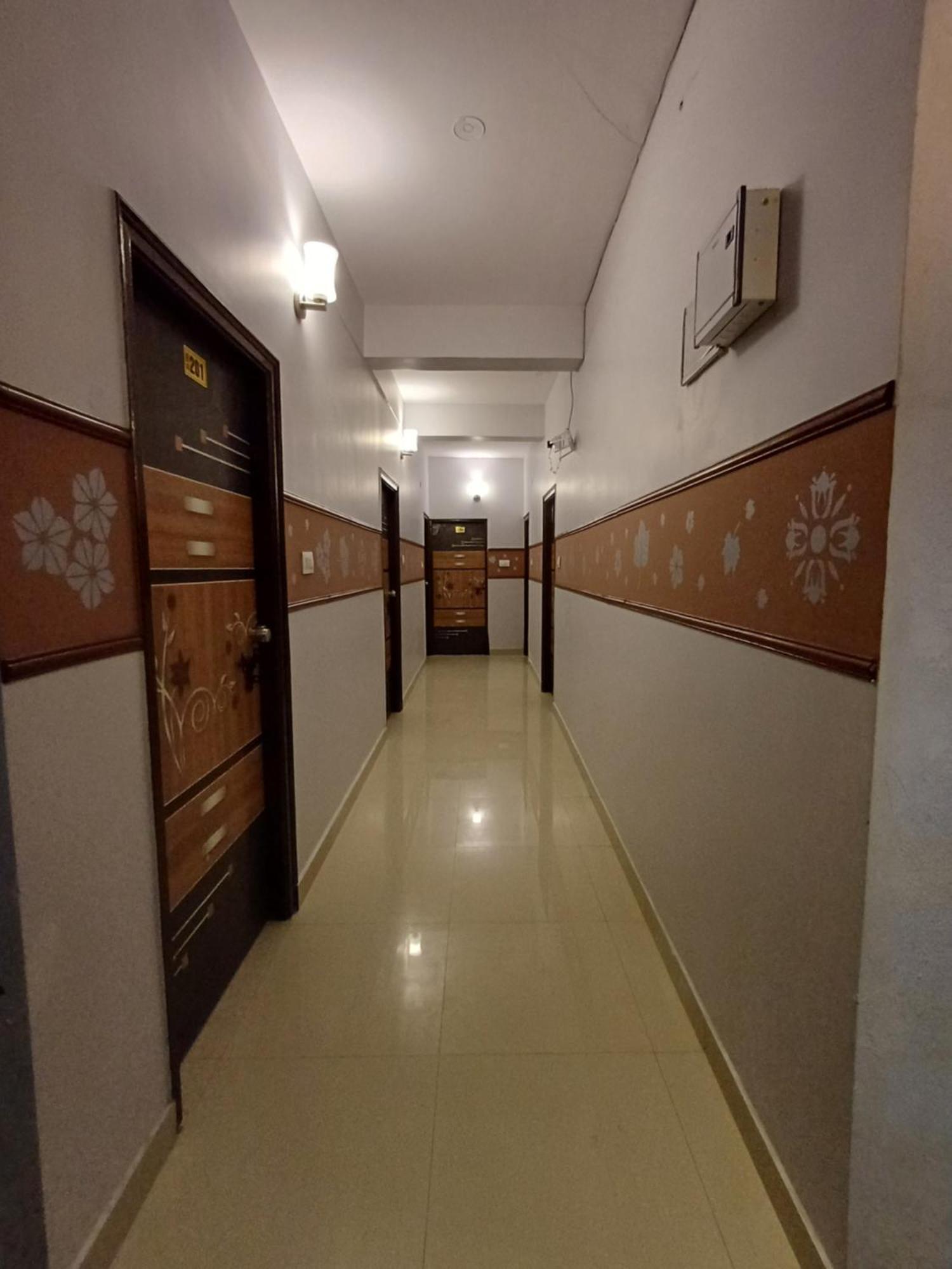 Hotel D3 Inn Бангалор Экстерьер фото