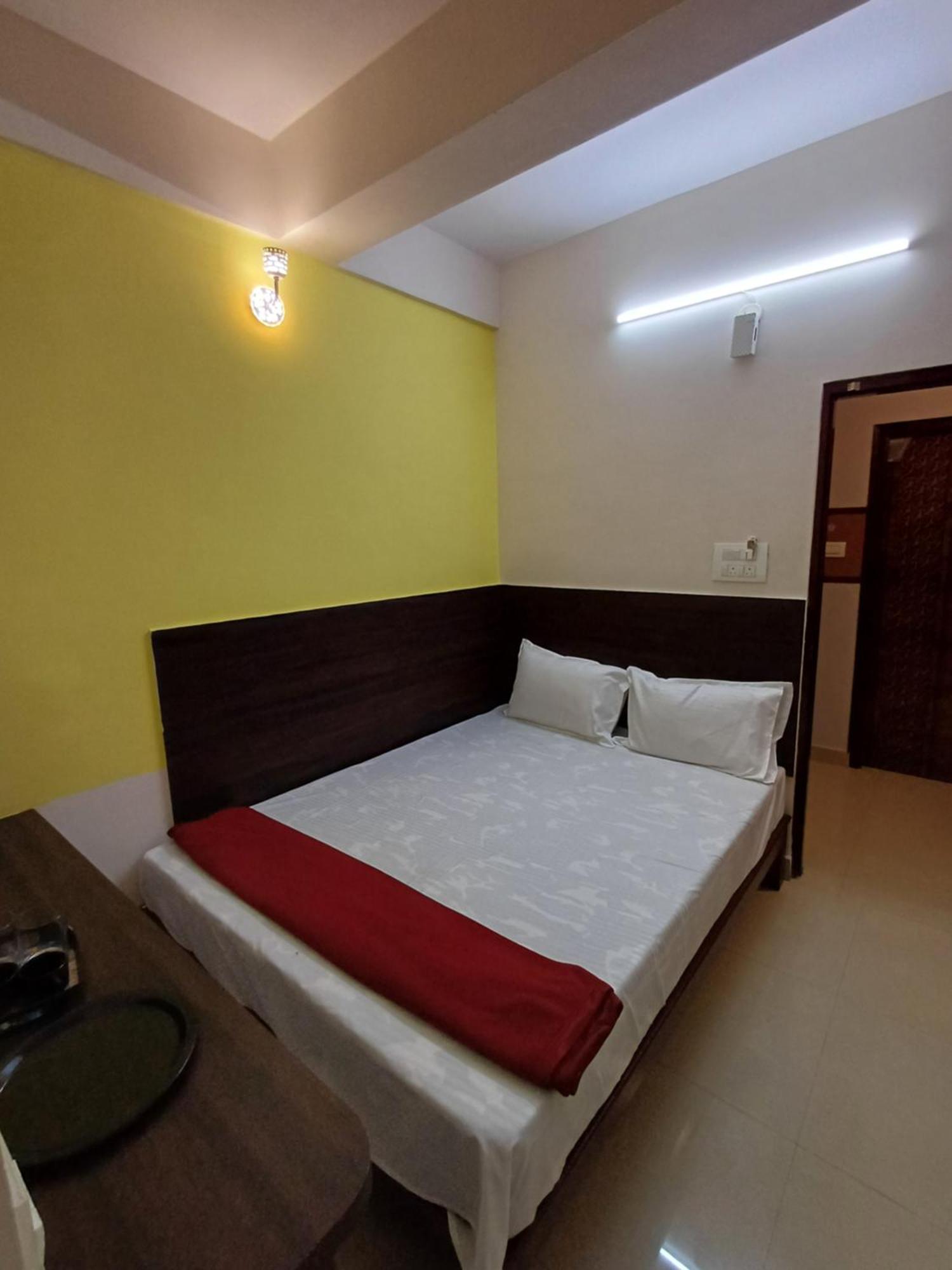 Hotel D3 Inn Бангалор Номер фото